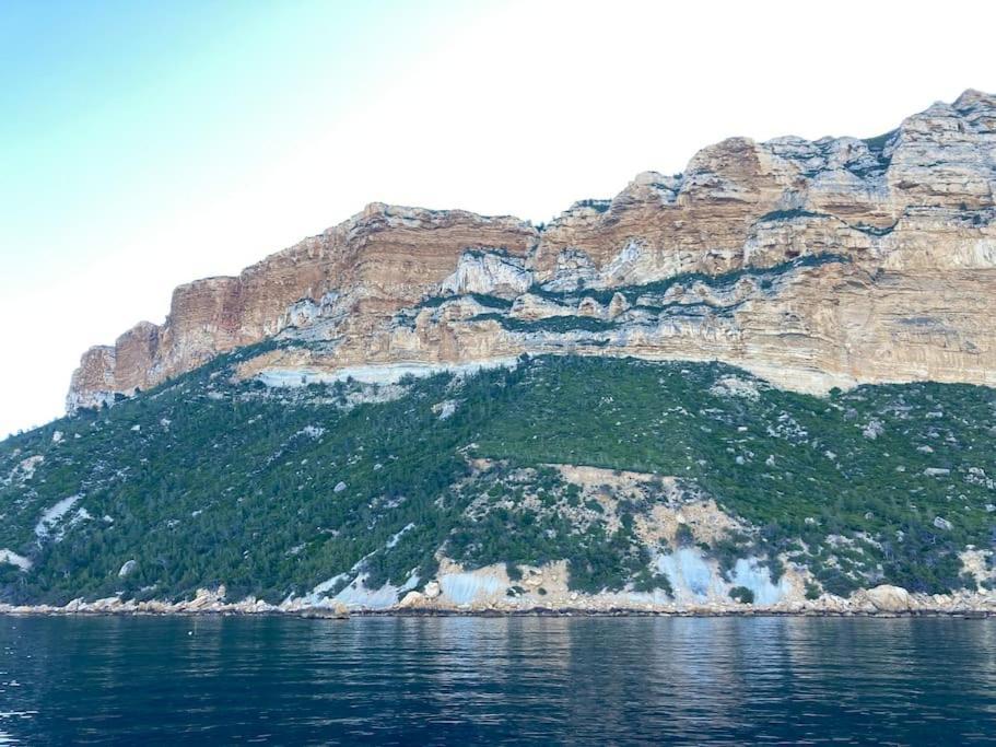 Lou K-Sea Den, Le Terrier De La Mer Cassis Exteriér fotografie